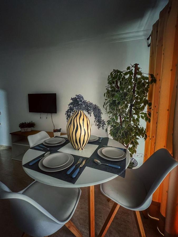 Loftriana Apartment Sevilla Bagian luar foto